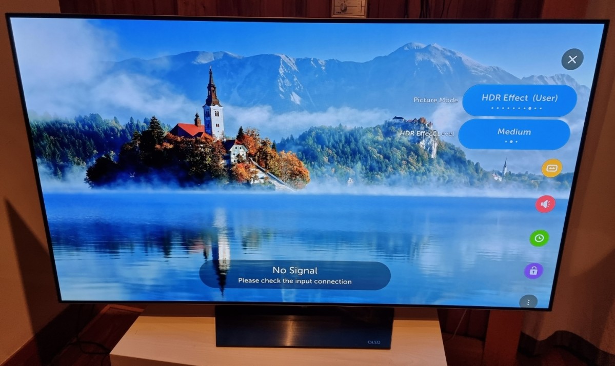 LG OLED2.jpg